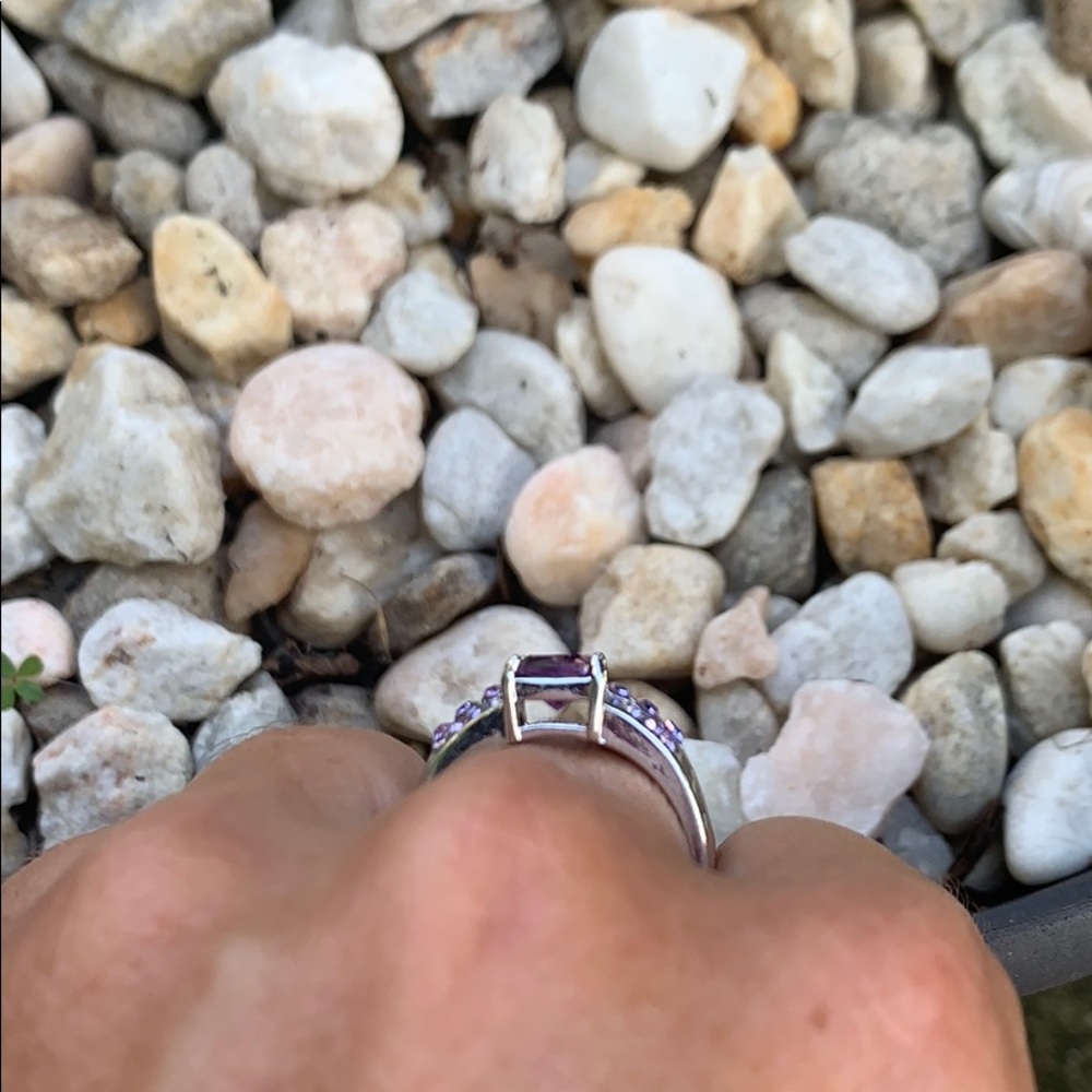Silver-tone Purple Costume Ring - Picture 6 of 11
